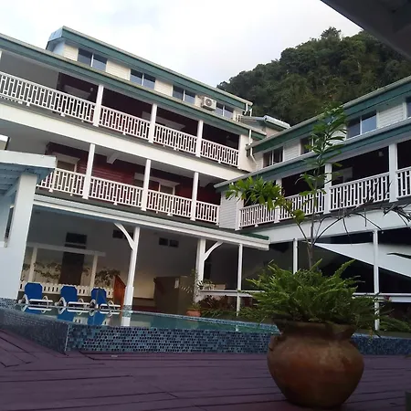 Villa Copthall-3